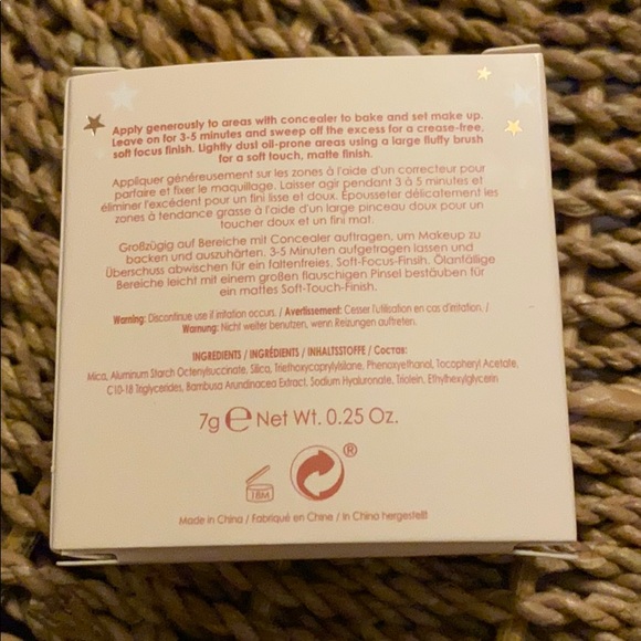 Makeup bundle! 3 BNIB pieces! - Picture 7 of 10